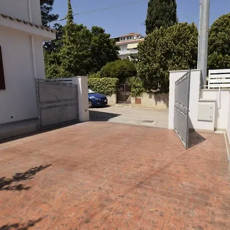 La Nike Holiday home